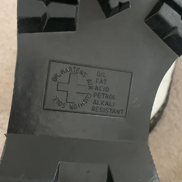 Dr. Martens 2976 White Platform Chelsea Boots - Picture 4 of 8